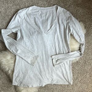 LULULEMON long-sleeve v-neck